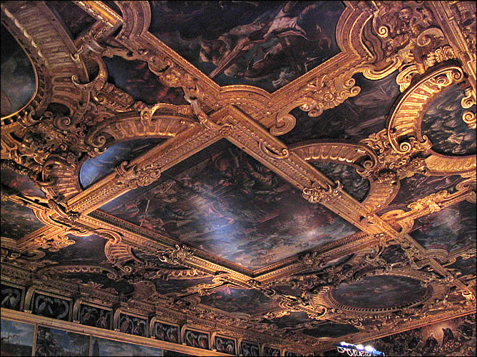 Le plafond de la salle du Grand Conseil