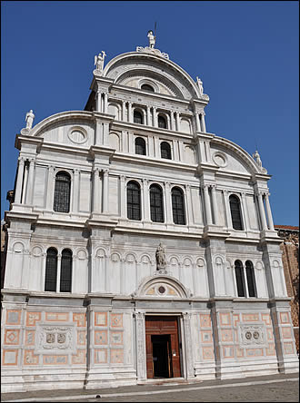 La façade de l'église San Zaccaria
